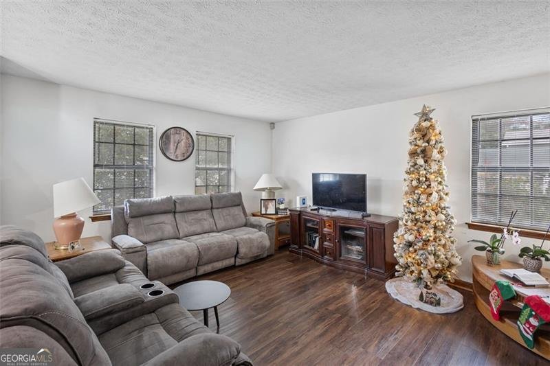 5865 VERNIER Drive Atlanta - 7