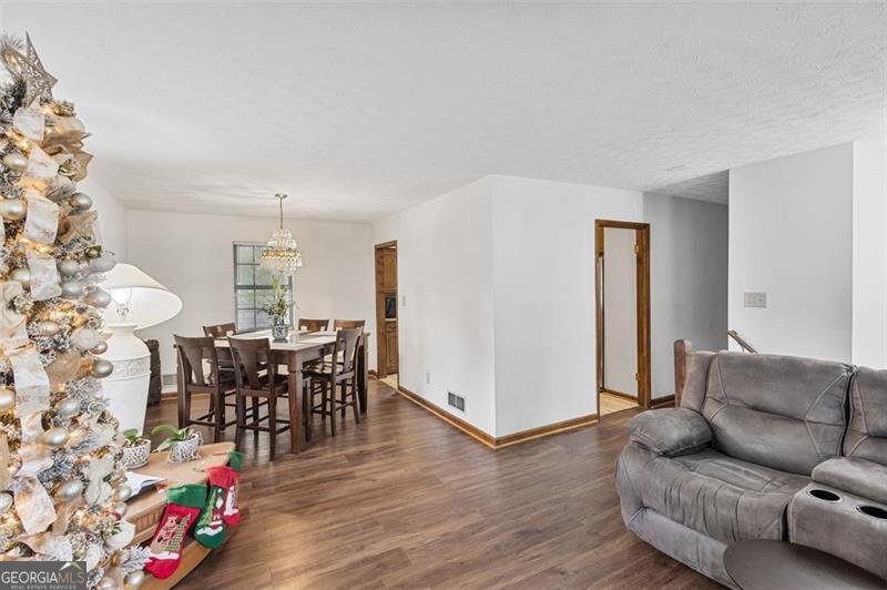 5865 VERNIER Drive Atlanta - 9