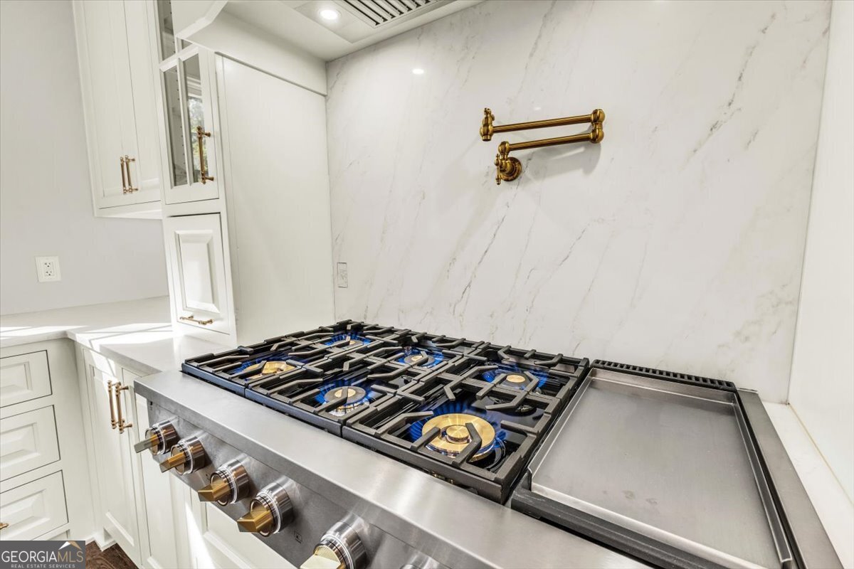 317 45th Street Savannah - 32