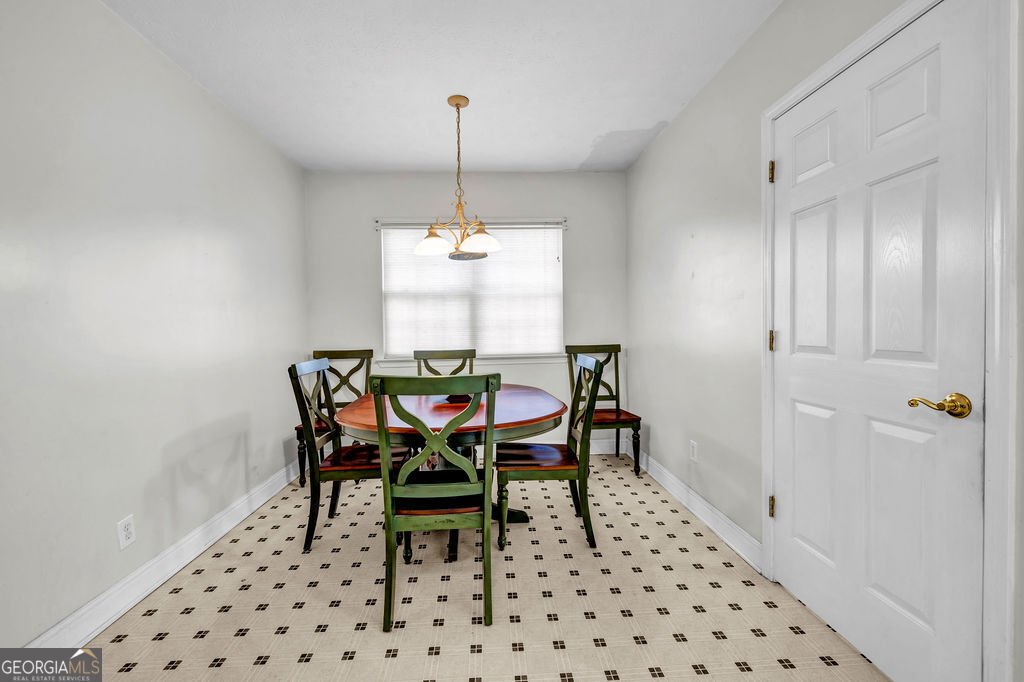 997 Highland Circle Conyers - 12