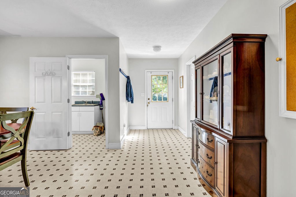 997 Highland Circle Conyers - 14