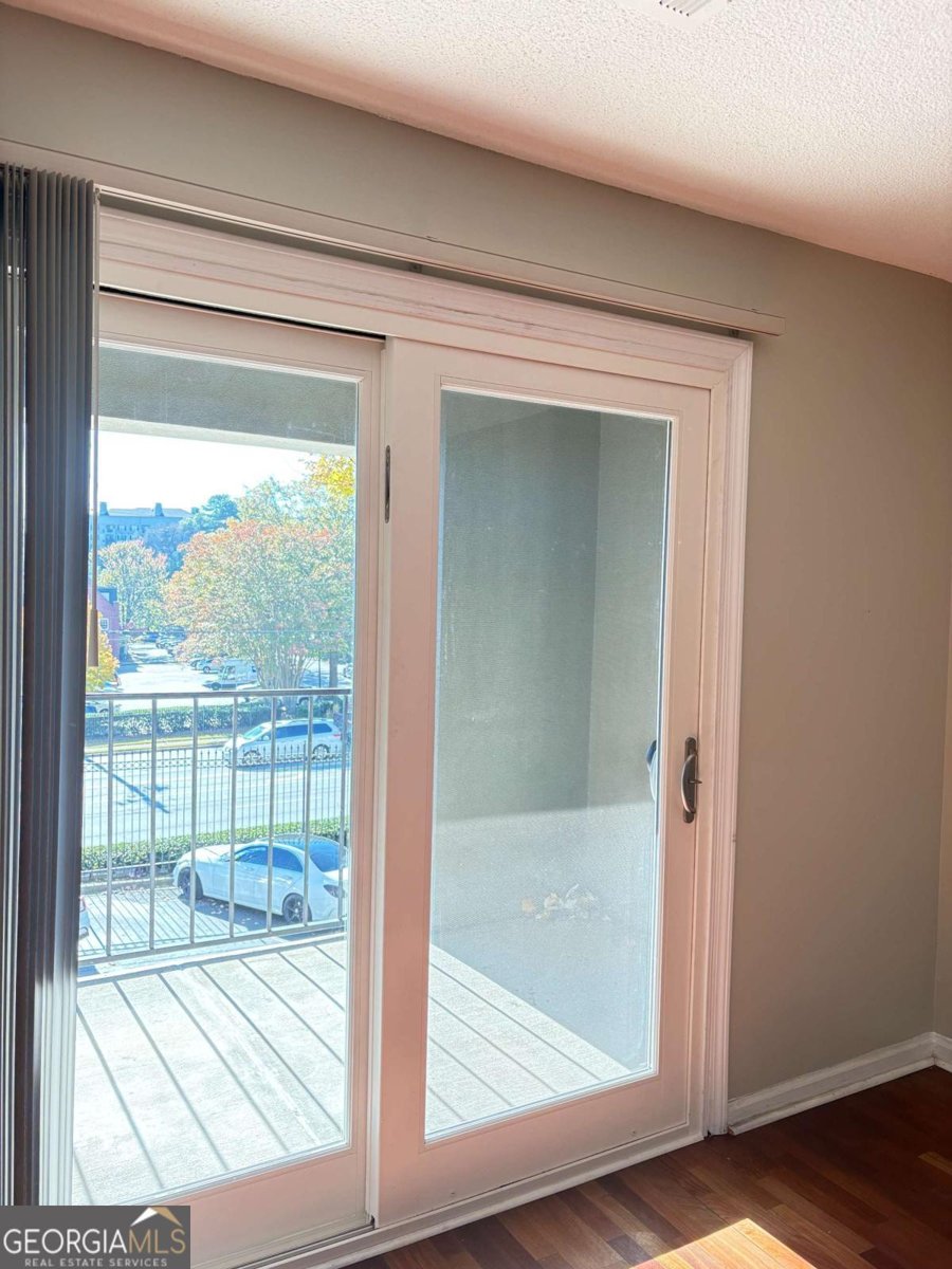 2657 Lenox Road Atlanta - 9