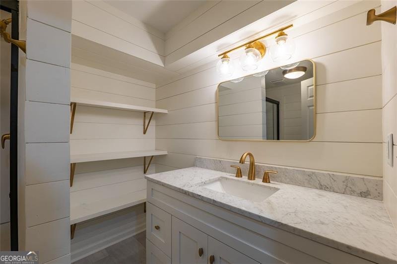 305 Brookwood Drive Marietta - 24