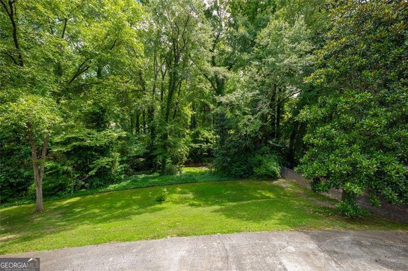 305 Brookwood Drive Marietta - 48