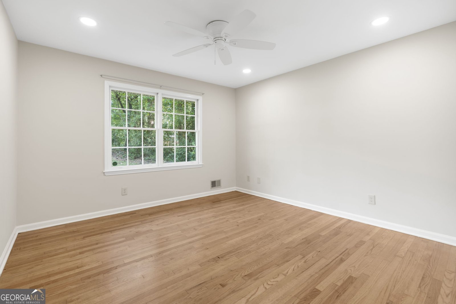 4774 Saint Bernard Drive Lilburn - 13