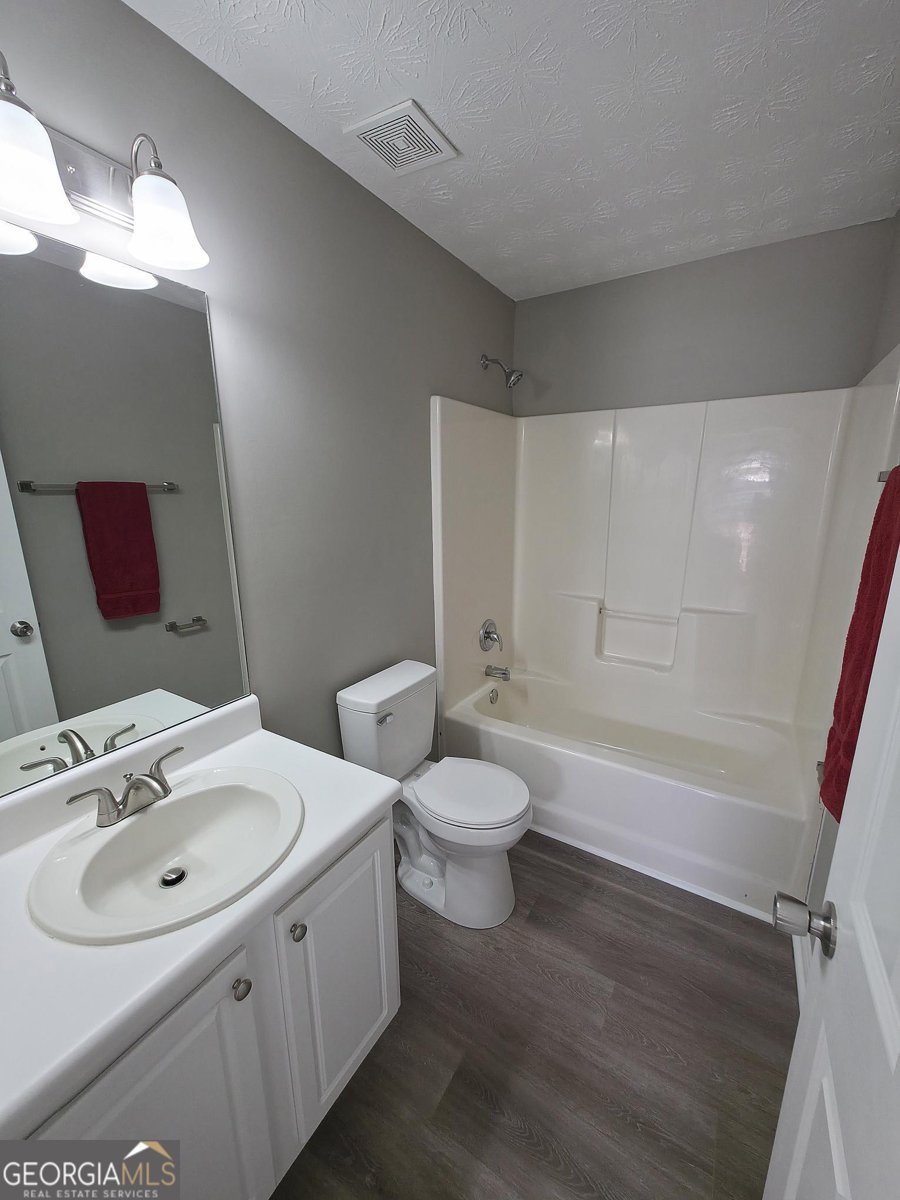 303 Rocky Point Court Winder - 11