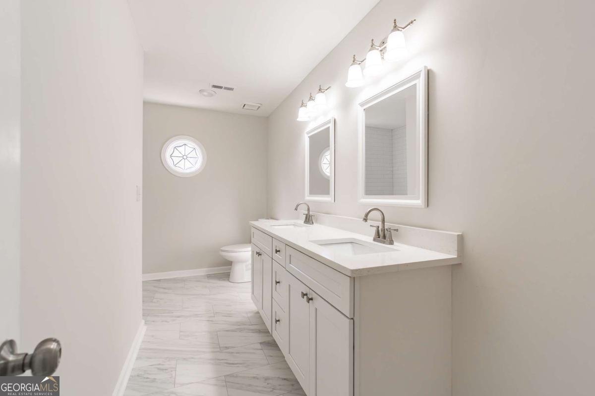 470 Battersea Drive Lawrenceville - 33