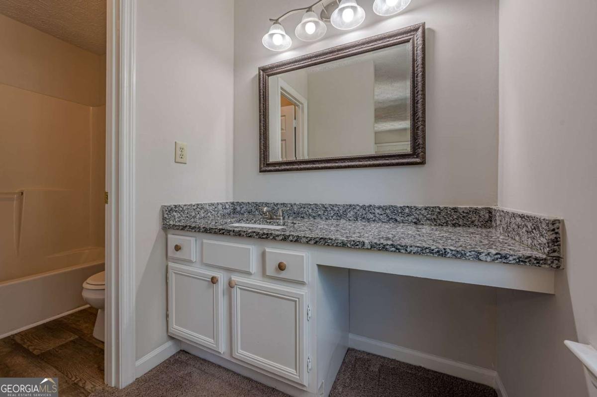 6614 Meadow Green Circle Peachtree Corners - 25