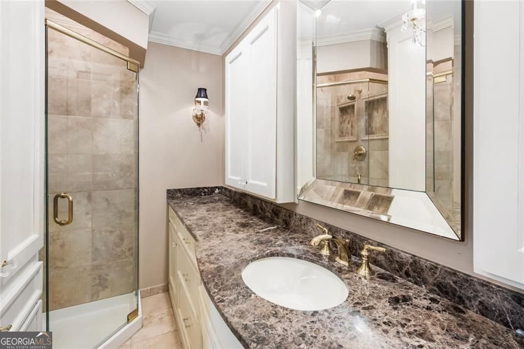 647 Shannon Green Circle Mableton - 22