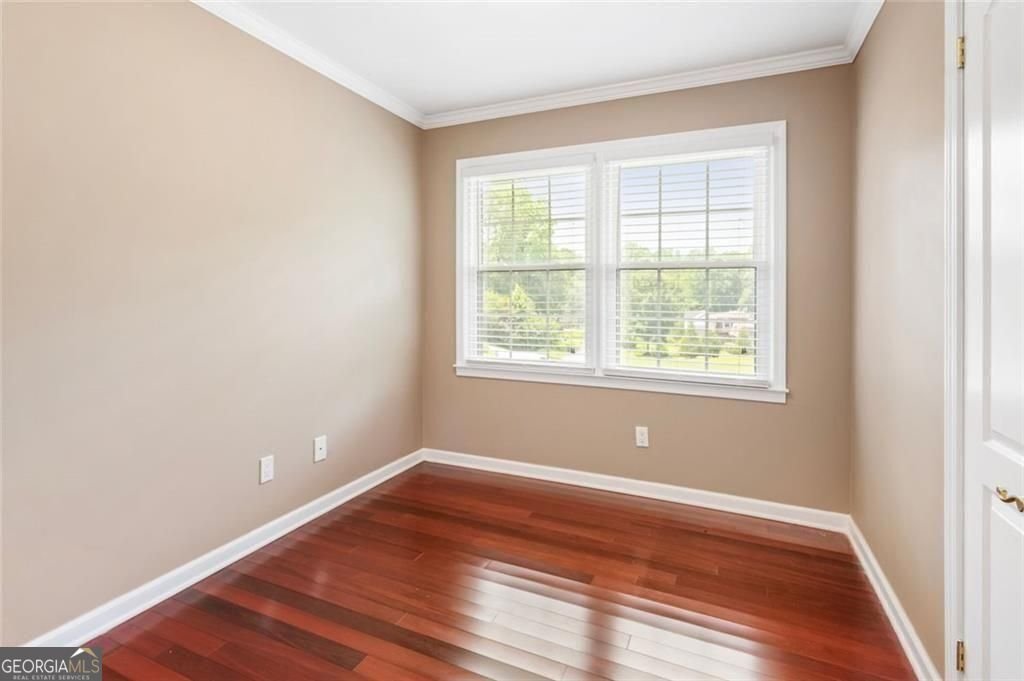 647 Shannon Green Circle Mableton - 25