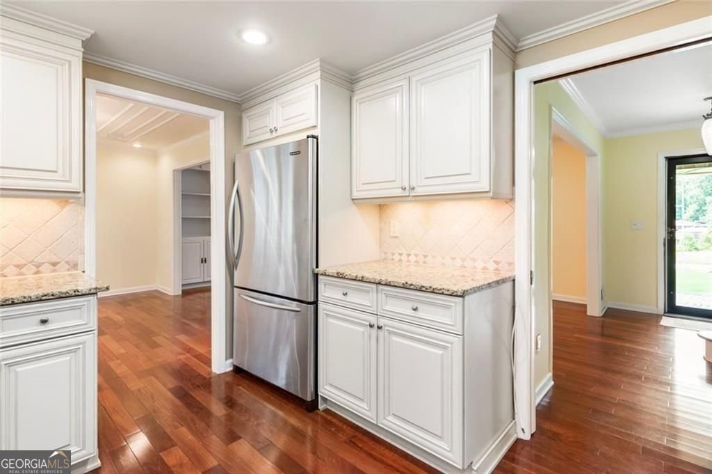 647 Shannon Green Circle Mableton - 9