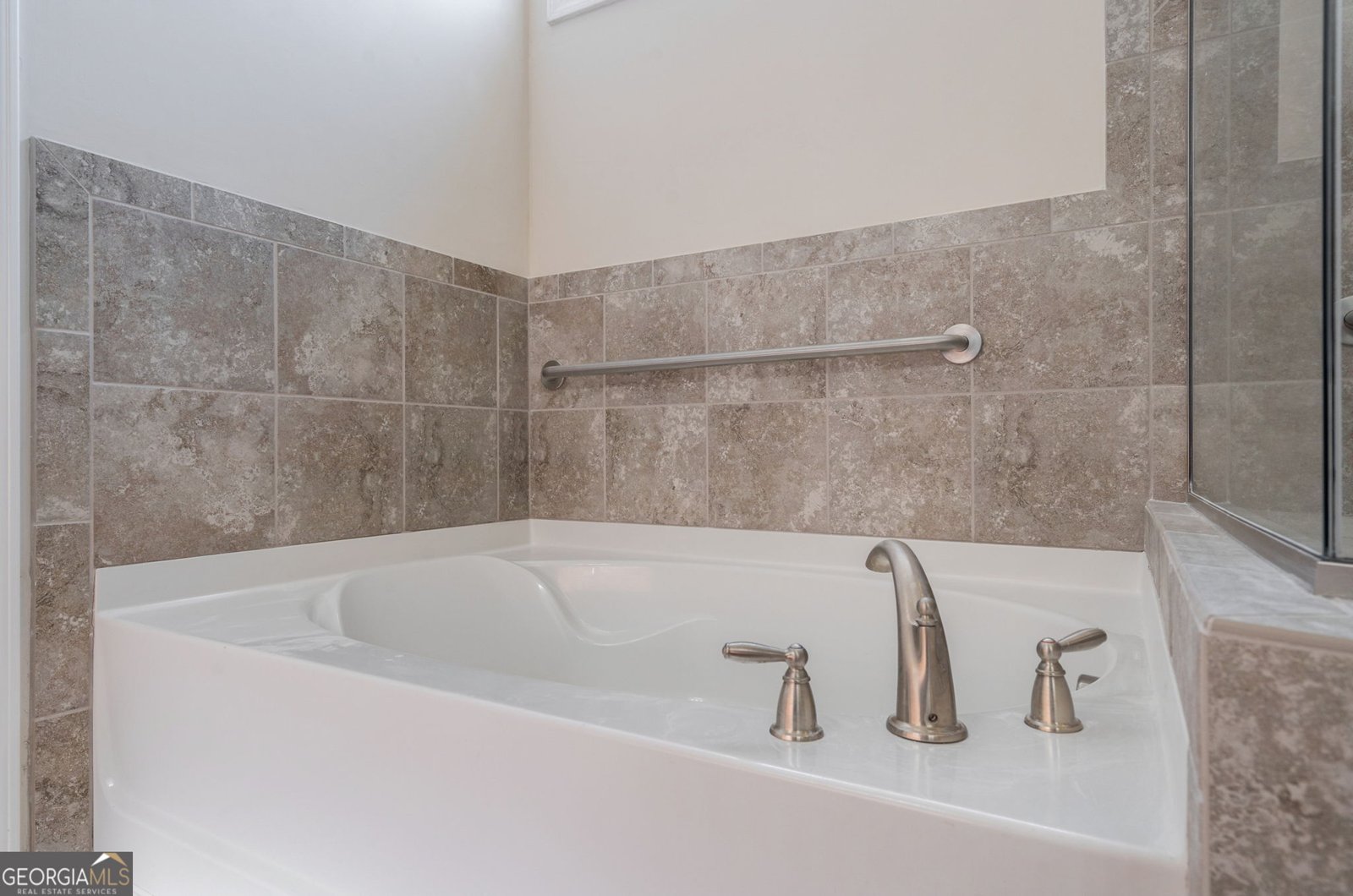 1000 Lone Oak Road Greensboro - 24