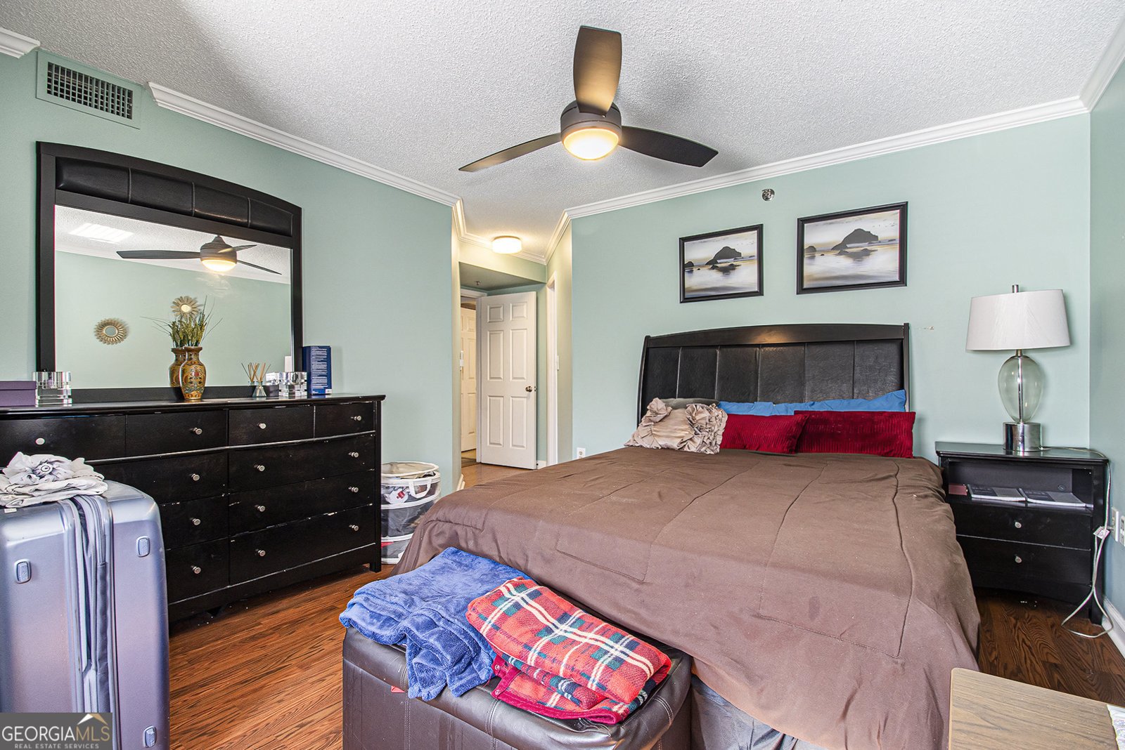 795 Hammond Drive Atlanta - 19