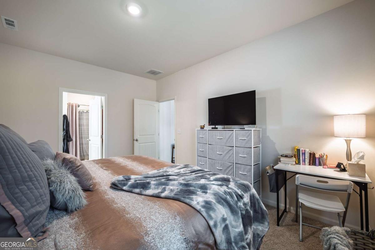 3841 Makeover Court Atlanta - 32