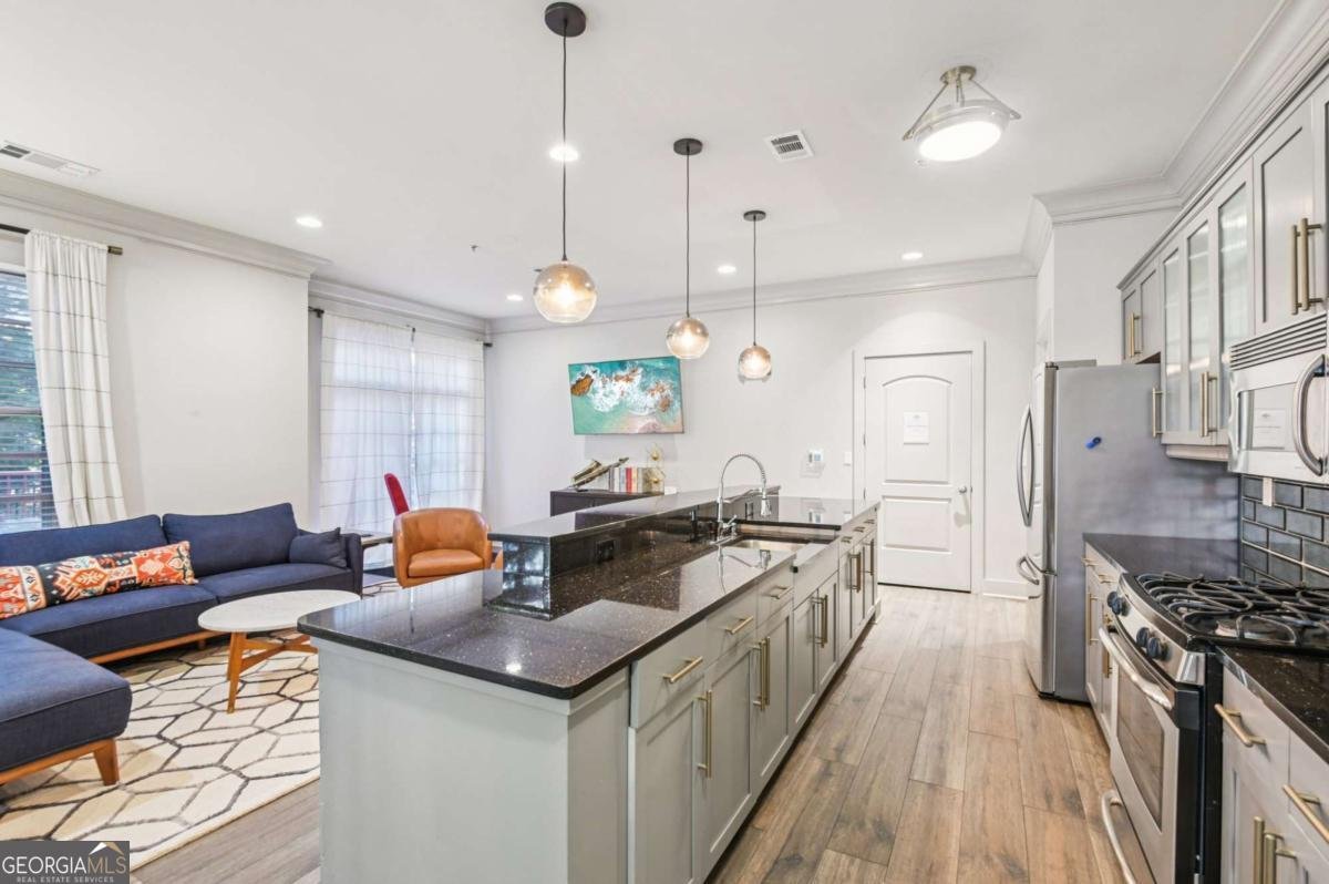 1055 Piedmont Avenue Atlanta - 18