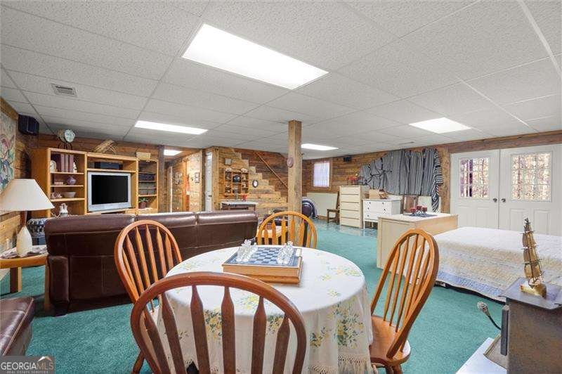 6261 Knox Bridge Highway Canton - 28