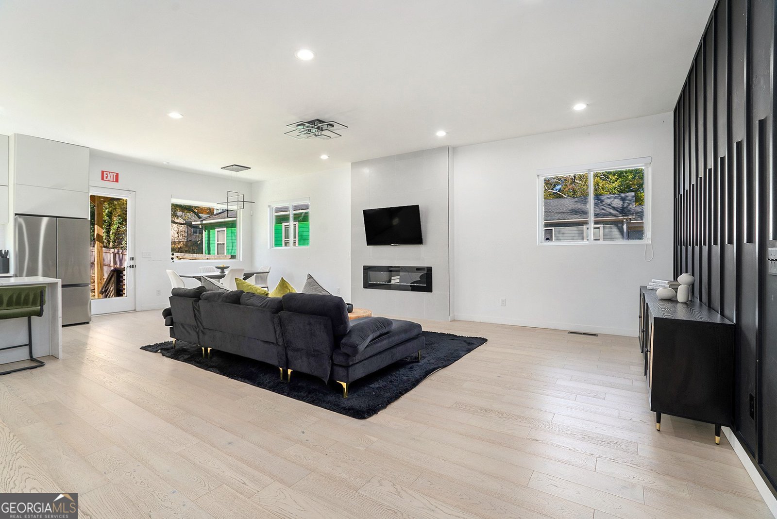 833 Humphries Street Atlanta - 4