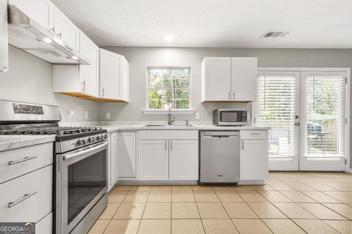 4266 Cabretta Drive Smyrna - 17