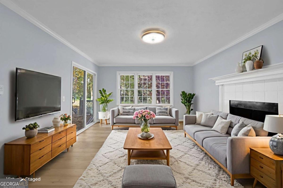 951 Lauren Kay Court Lawrenceville - 14