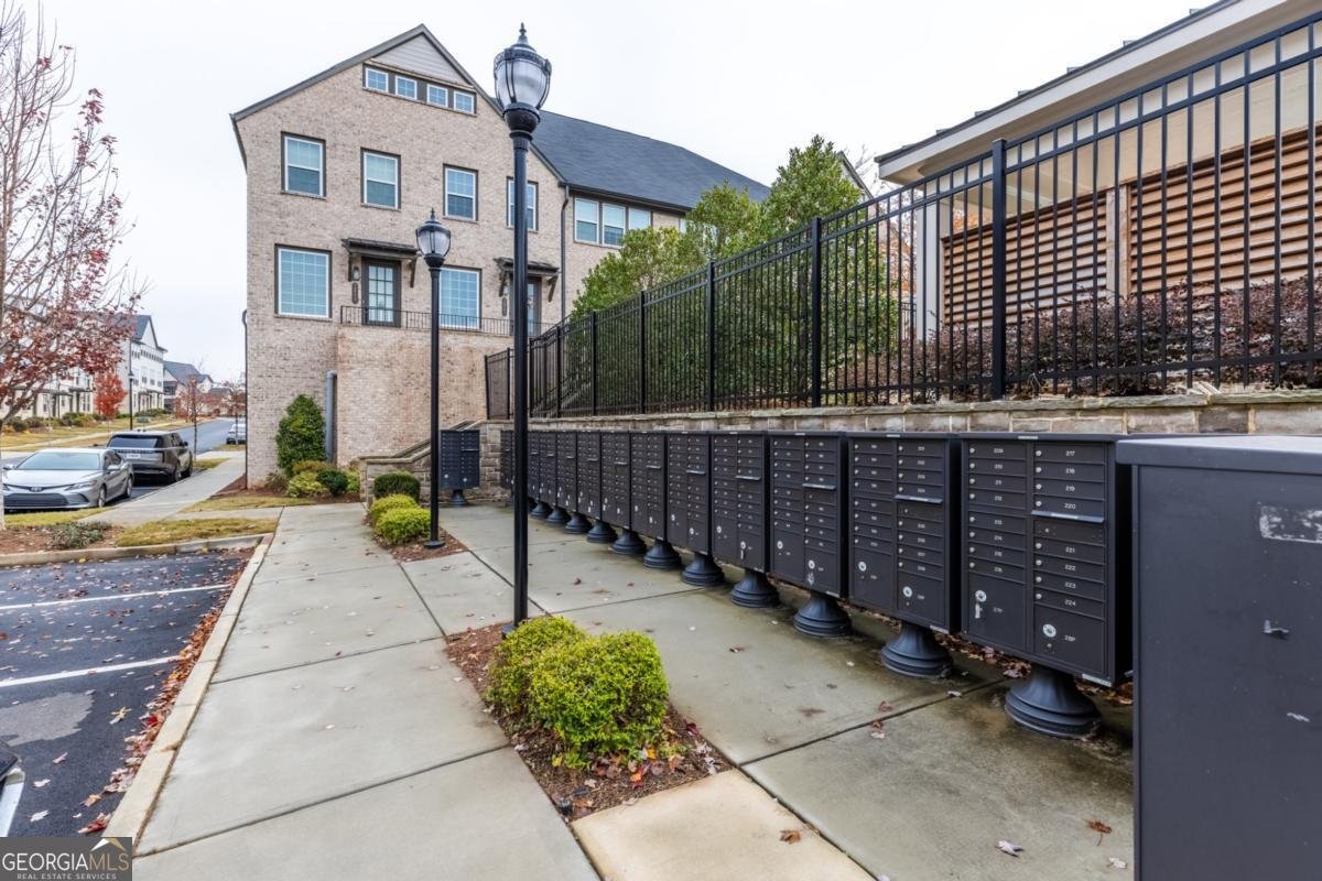 3933 Danube Lane Atlanta - 35