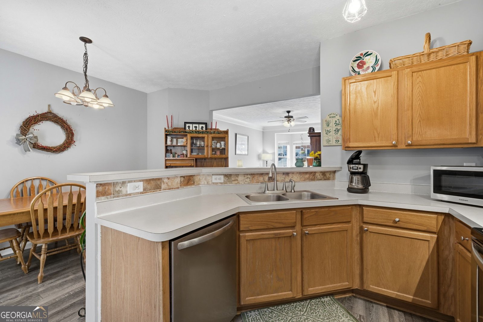 4828 Timber Hills Drive Oakwood - 14