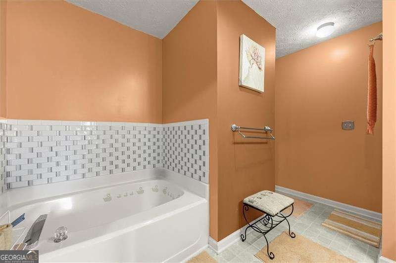 182 Oak Green Drive Lawrenceville - 14