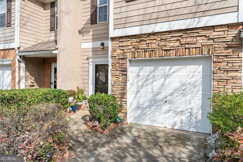 182 Oak Green Drive Lawrenceville - 2