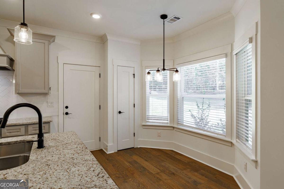 245 Federal Street Athens - 21