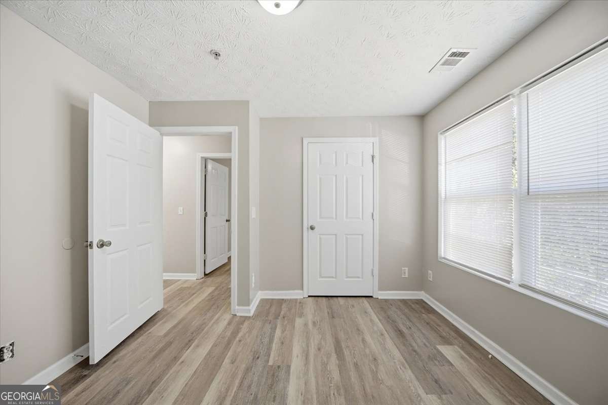 8201 Fairington Ridge Circle Lithonia - 17