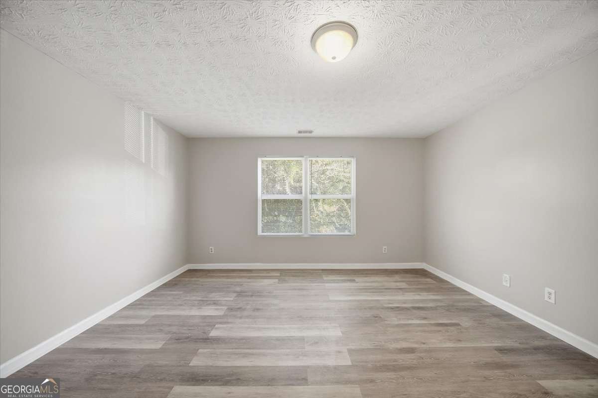 8201 Fairington Ridge Circle Lithonia - 18