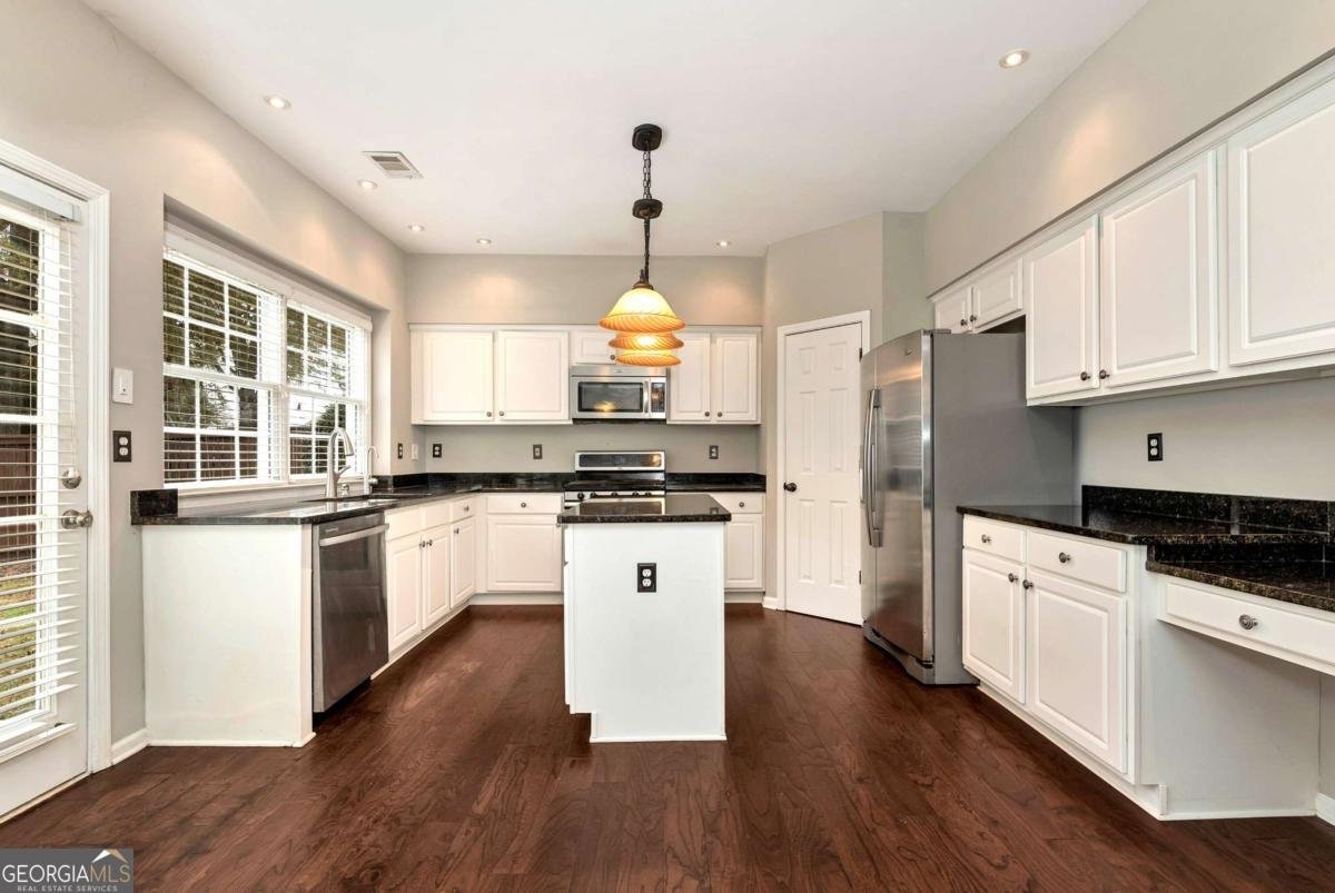 7530 Newstead Drive Cumming - 19