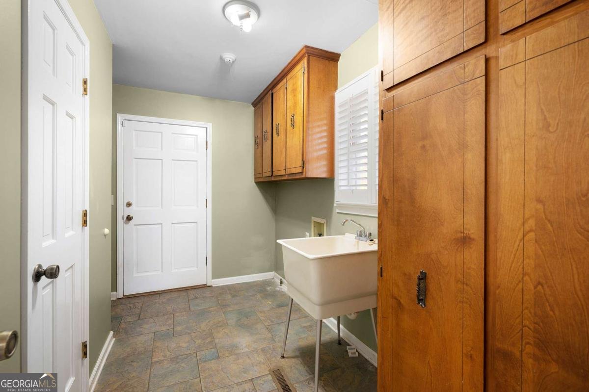 127 Windsor Drive Calhoun - 28