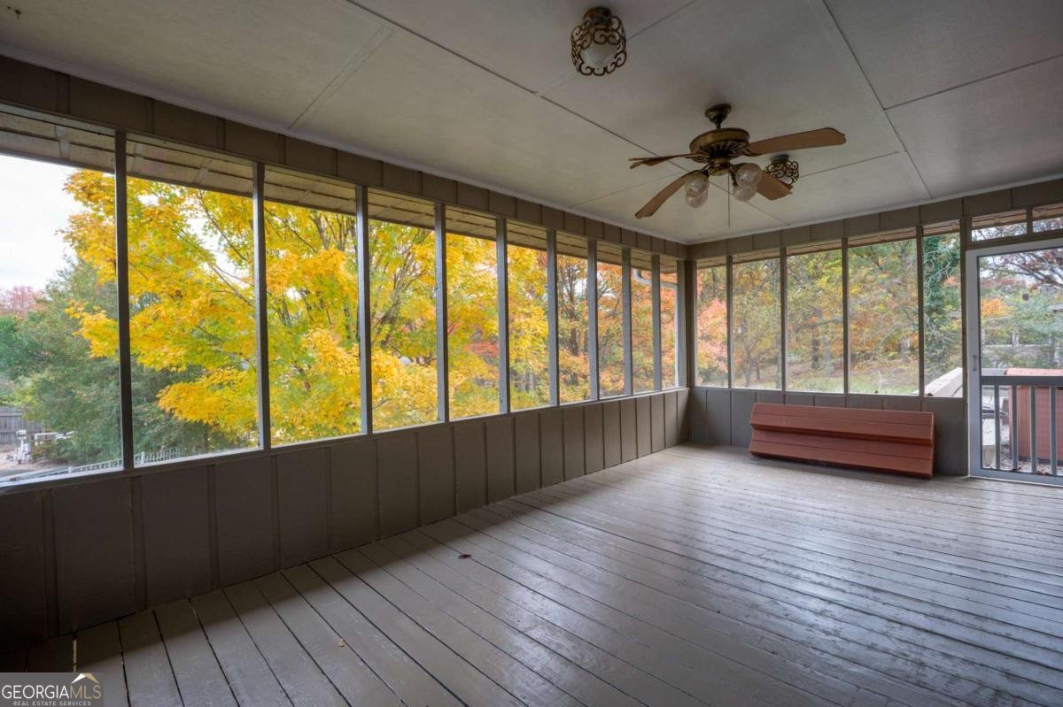 127 Windsor Drive Calhoun - 30