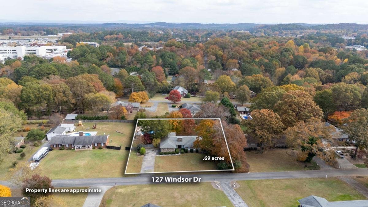 127 Windsor Drive Calhoun - 4