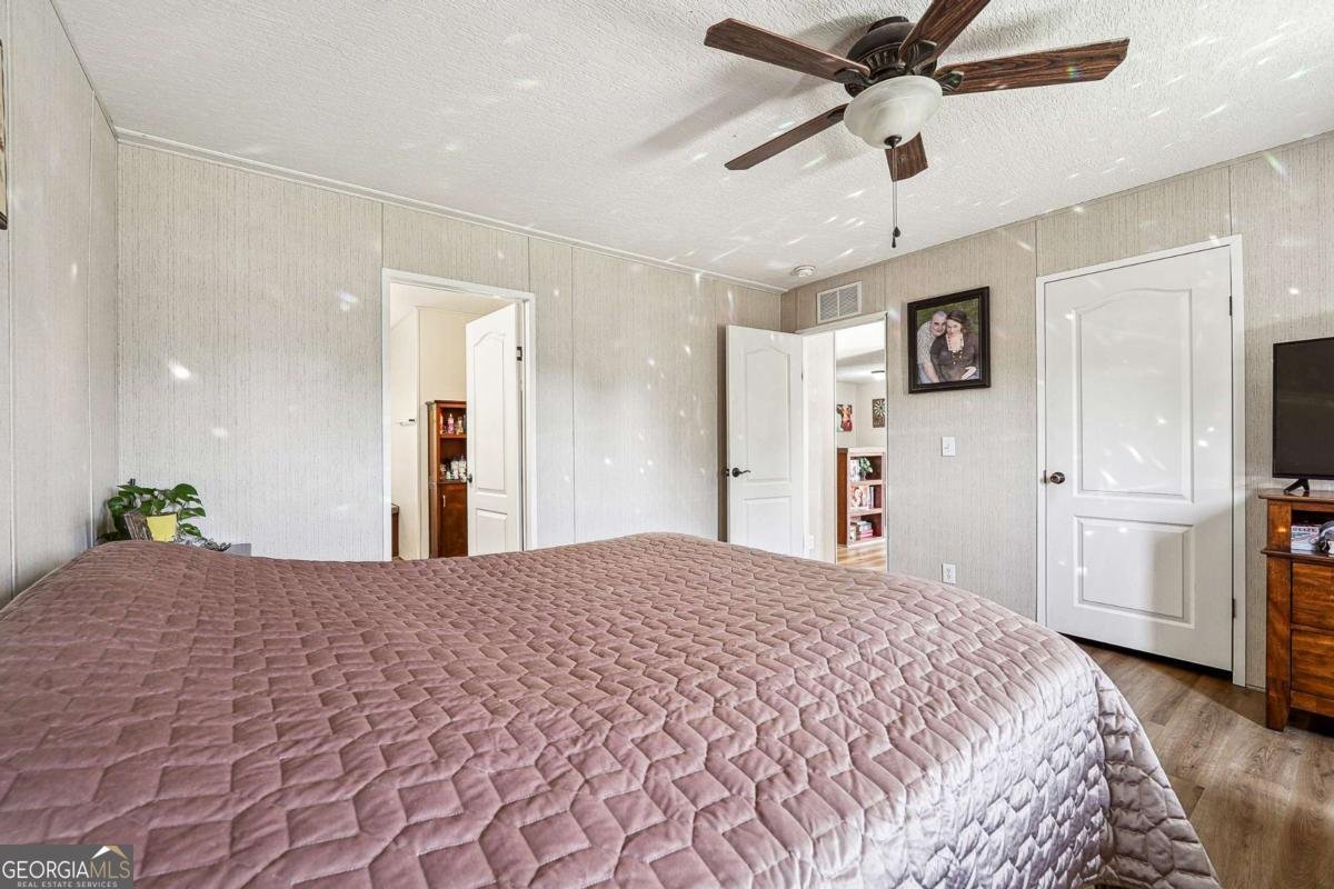 2496 Venture Drive Gainesville - 18