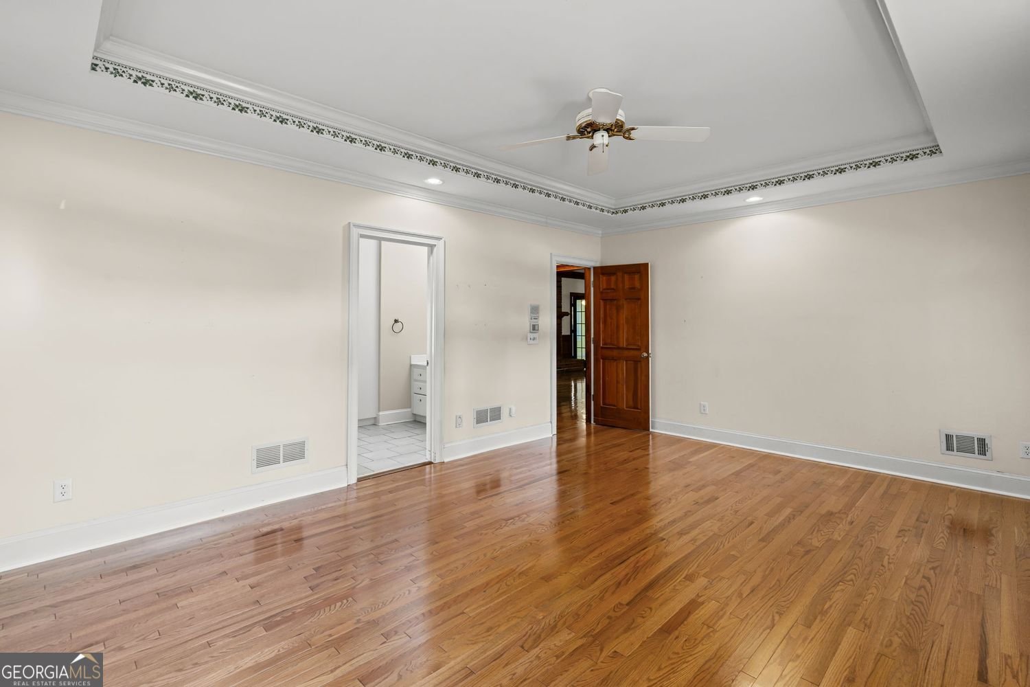 6160 Wellington Court Cumming - 1