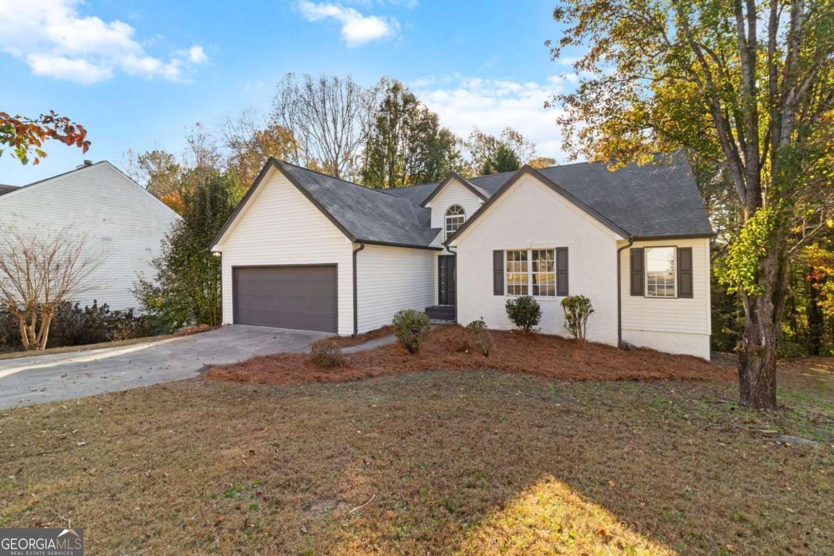 5390 Regency Lake Court Sugar Hill - 3