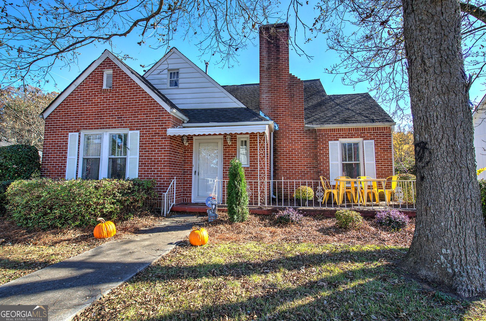 427 CONFEDERATE Avenue Dallas - 16