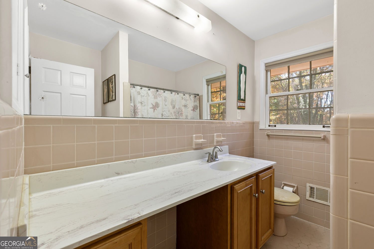 2258 Greencrest Drive Atlanta - 17