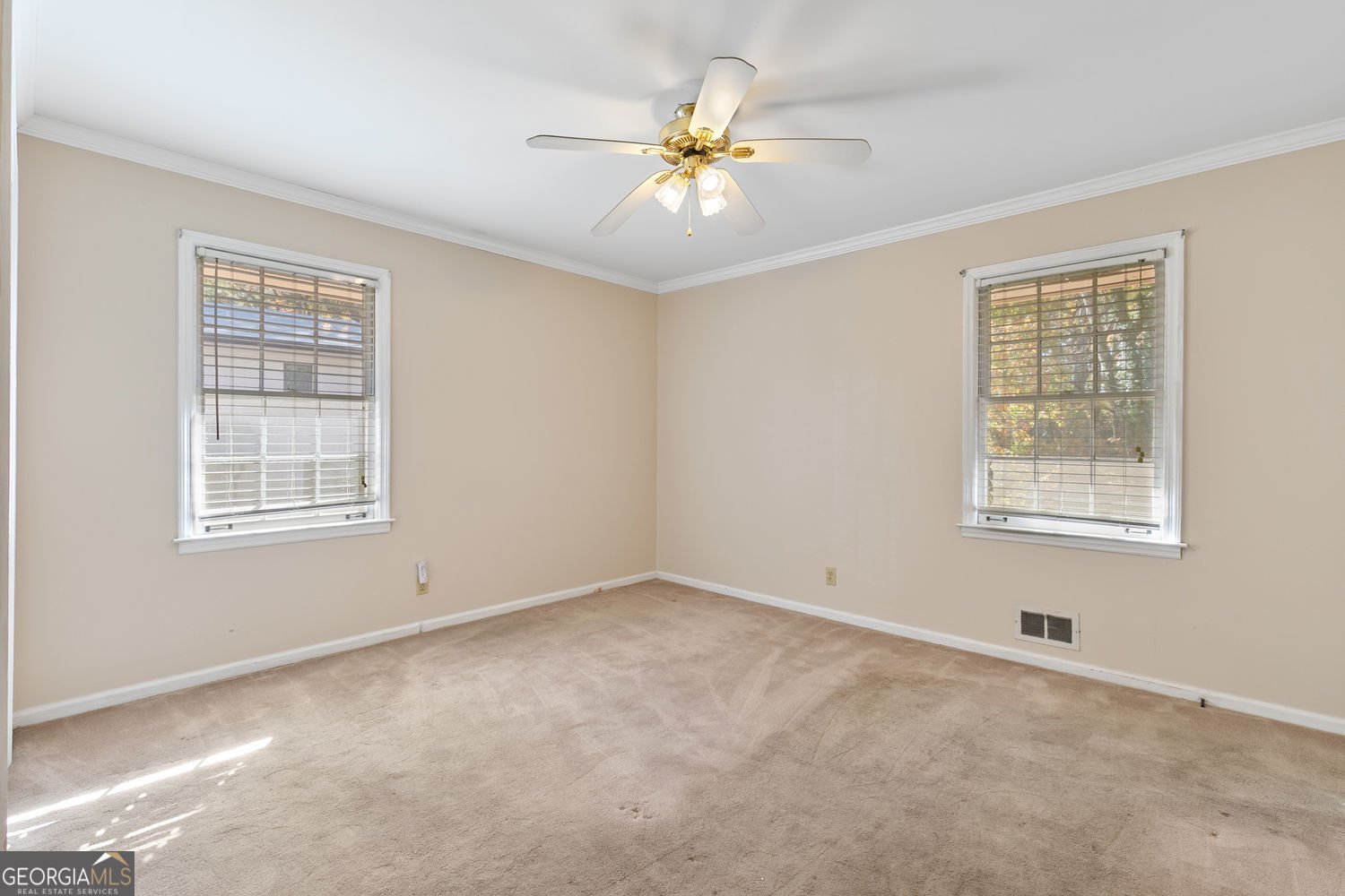 2258 Greencrest Drive Atlanta - 19