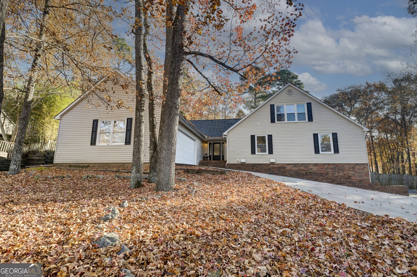 224 Shadowood Drive Calhoun - main photo