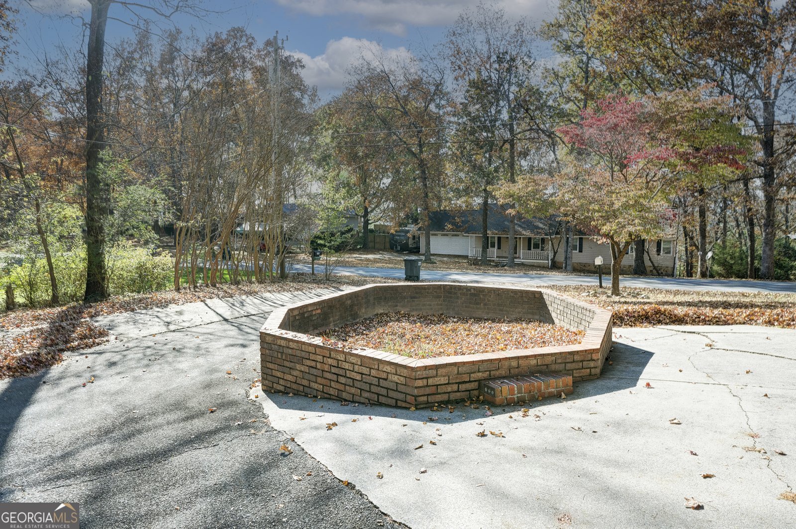 224 Shadowood Drive Calhoun - 78