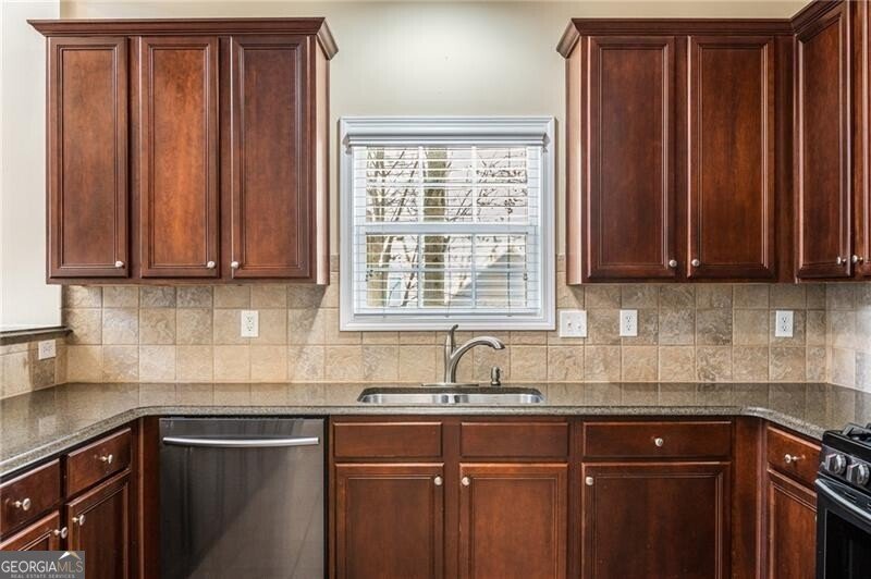 111 Portico Place Newnan - 9