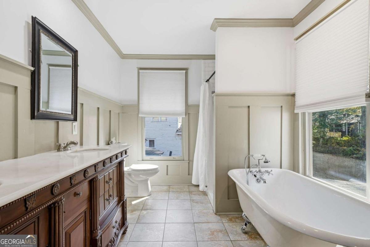 1530 Gordon Street Atlanta - 27