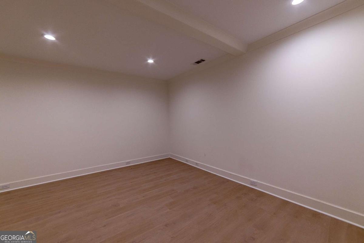 581 Sherwood Road Atlanta - 1