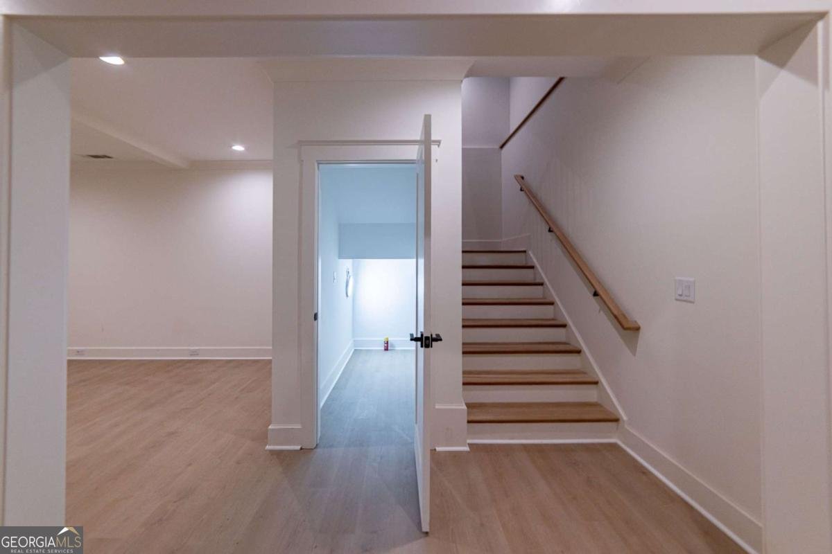 581 Sherwood Road Atlanta - 48