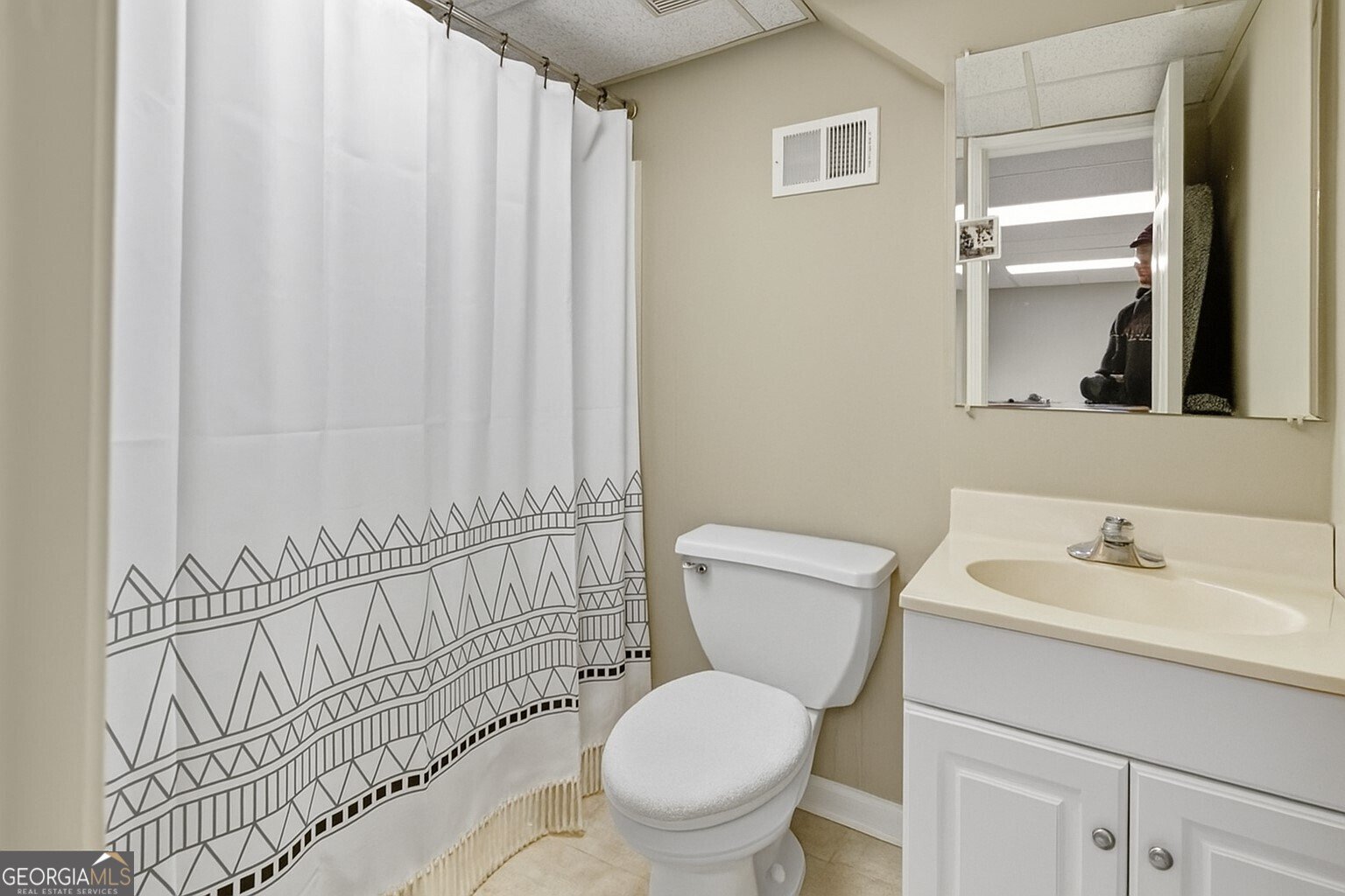 3461 Camelot Way Loganville - 29