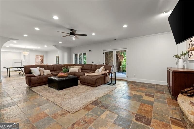 4290 Bobbins Way Cumming - 40