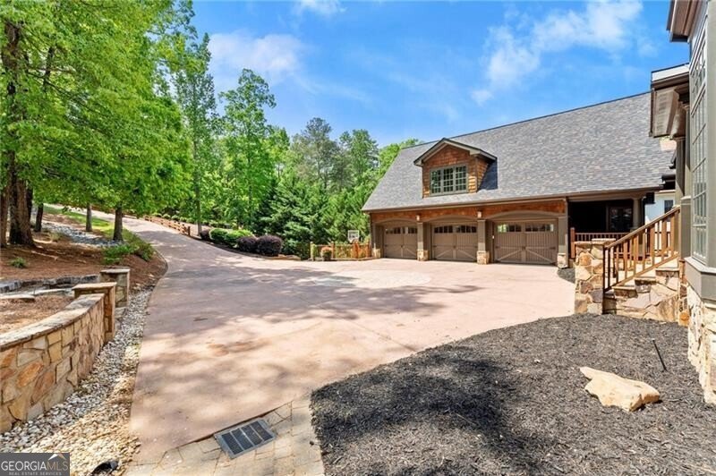 4290 Bobbins Way Cumming - 77