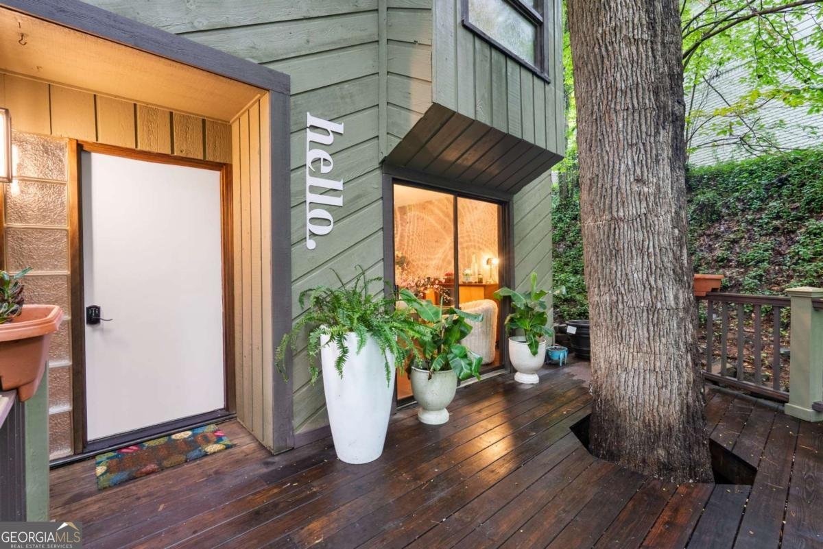 510 Forest Valley Road Sandy Springs - 33